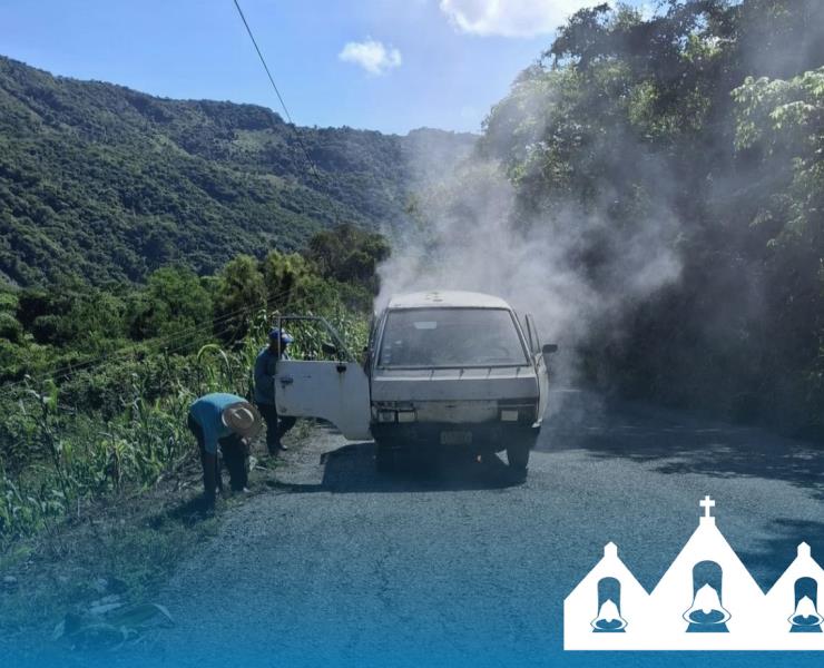 Camioneta ardió en llamas
