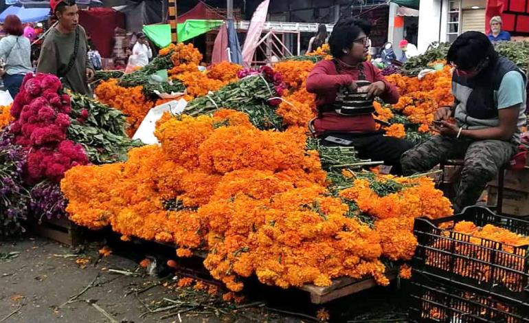 El mercado ya huele a Xantolo 