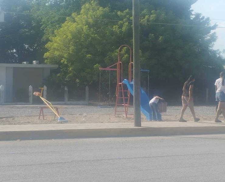 Parque de Tanquián un peligro para niños
