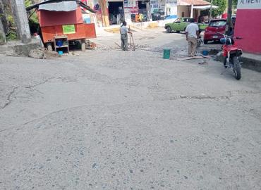 Realizan instalación de tubería hidráulica