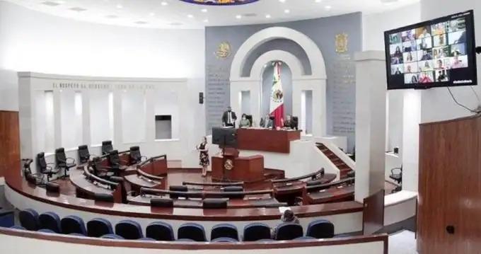 Diputados deberán acatar los amparos