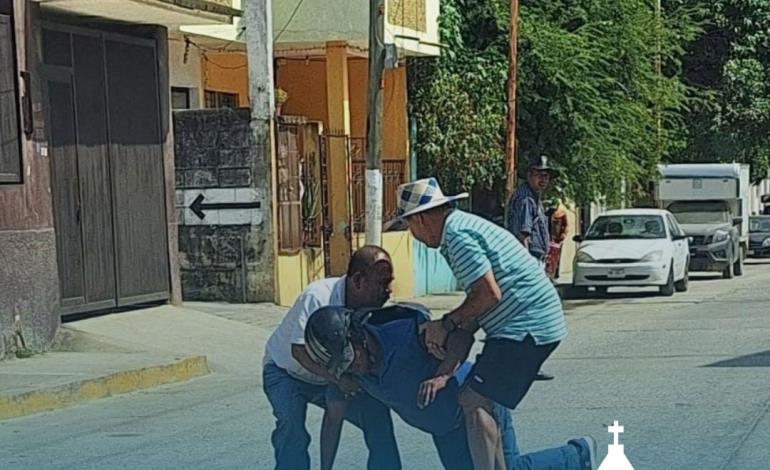 Lesionado al caer de su moto