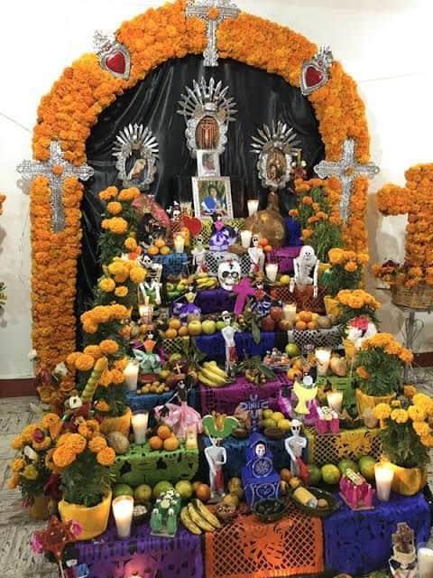 Prevención en los altares de muertos 