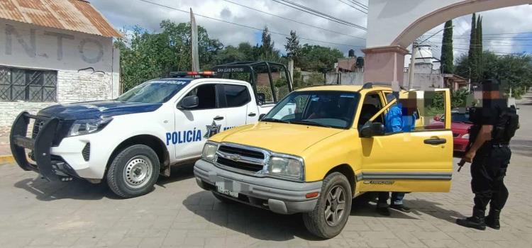 Policía en búsqueda de vehículos robados