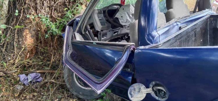 Murió conductor tras accidente              