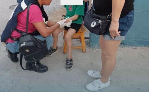 Fémina y niño heridos en choque 
