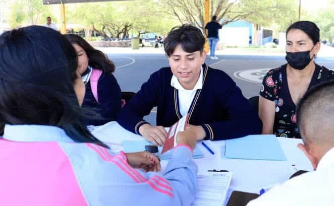 Registrarán a alumnos para beca Rita Cetina 