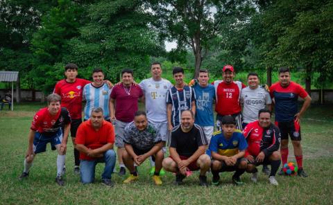 Ayuntamiento campeón en el Xantolo Deportivo Tampacán
