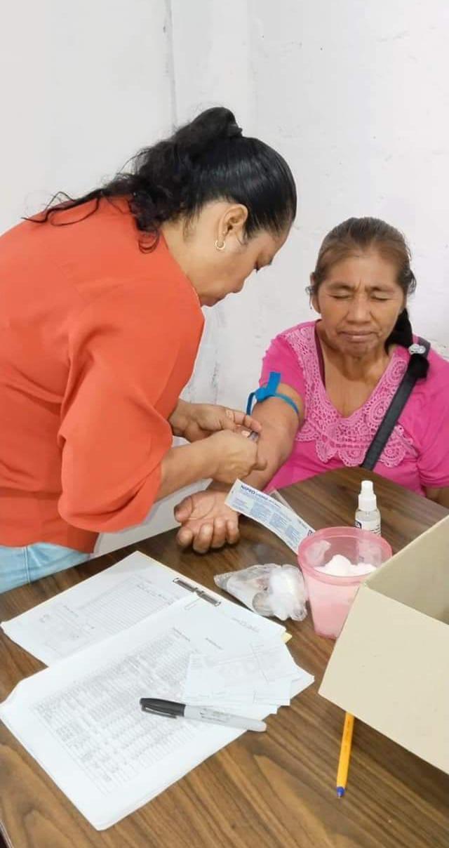 Sistema DIF ofrece estudios de laboratorio