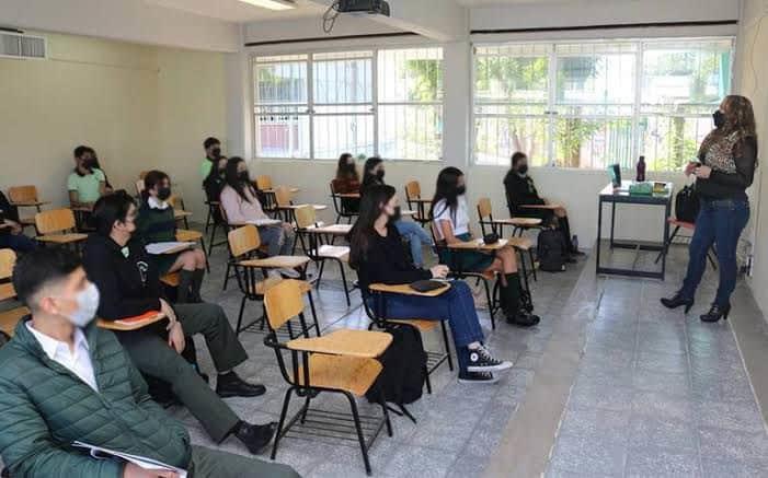 Causa preocupación la deserción estudiantil 