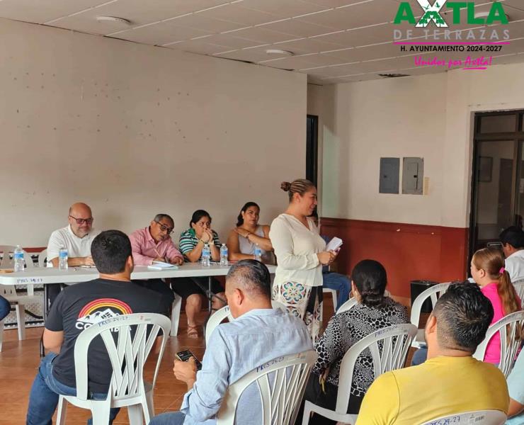 Se reúnen para organizar el desfile Revolucionario
