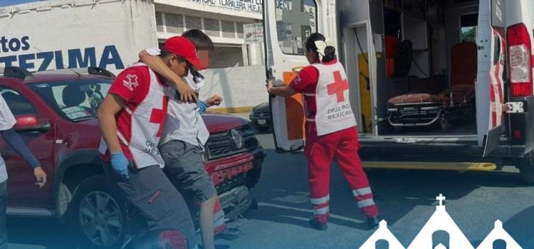 Estudiante chocó contra camioneta