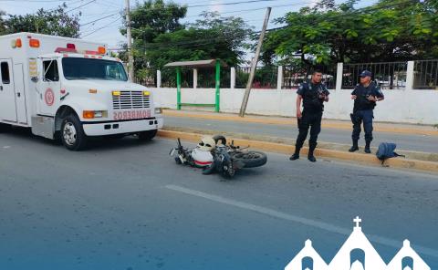 Taxi atropelló a motociclista
