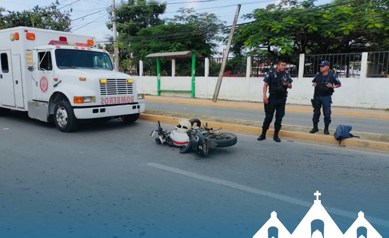 Taxi atropelló a motociclista