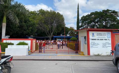 28 estudiantes desertan del Colegio de Bachilleres 
