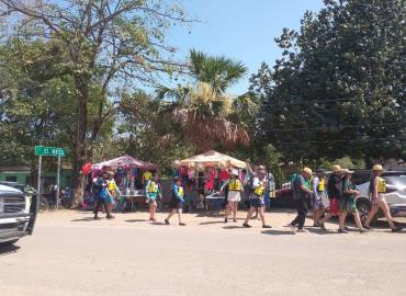 Protestan contra Andrés Martínez