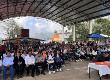 Gabino Hernández comprometido con la educación