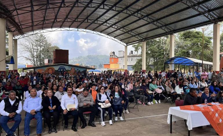 Gabino Hernández comprometido con la educación