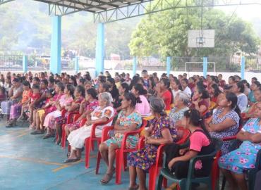 Realizan taller "Bienestar e Igualdad de las Mujeres