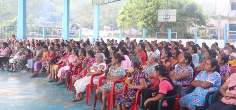 Realizan taller "Bienestar e Igualdad de las Mujeres