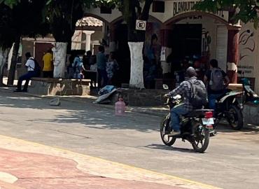 Importante el uso casco de seguridad 