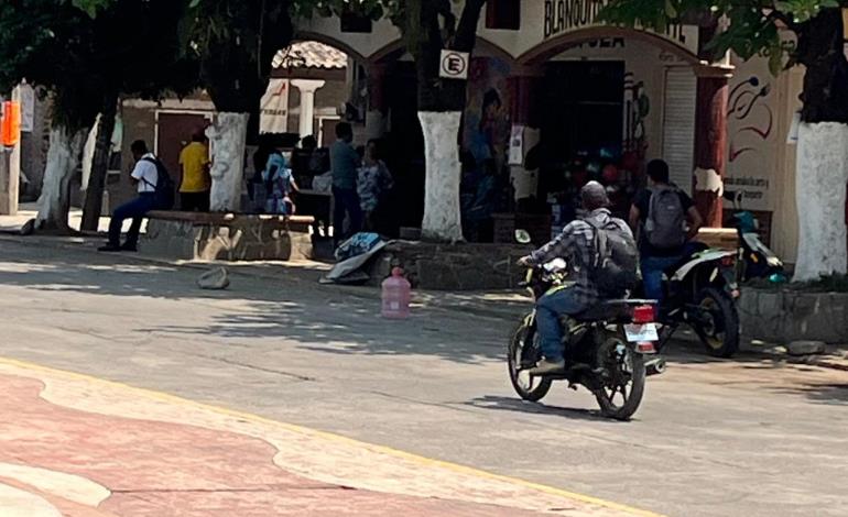 Importante el uso casco de seguridad 