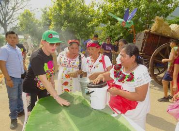 Gran éxito la patlachiza 