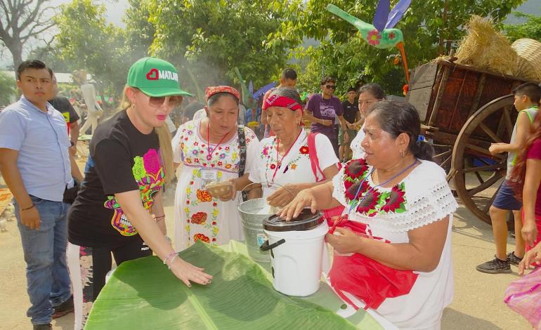 Gran éxito la patlachiza 