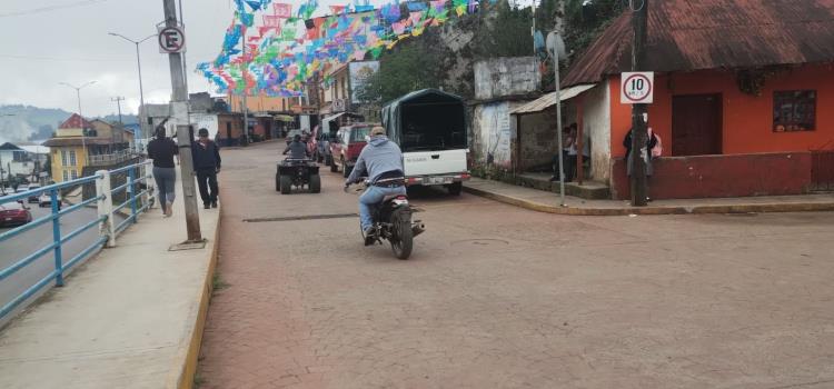 Motociclistas desafían la seguridad vial 