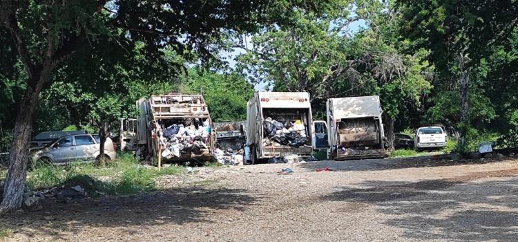 Cerro La Dicha  lleno de basura