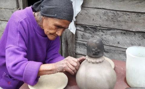 Promueven artesanías locales entre turismo
