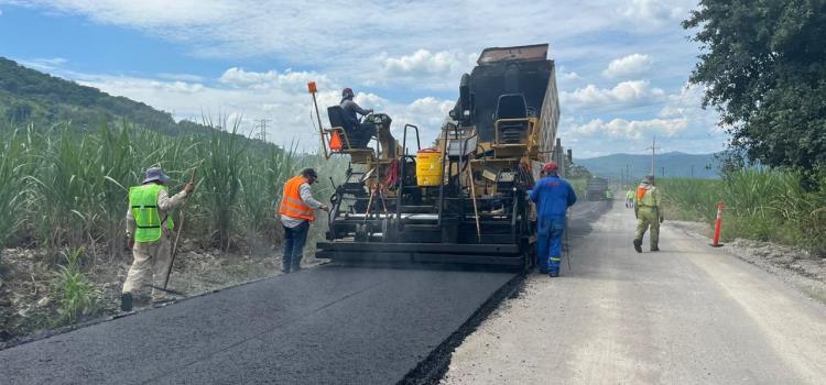 Por concluir camino que va a Tambaca