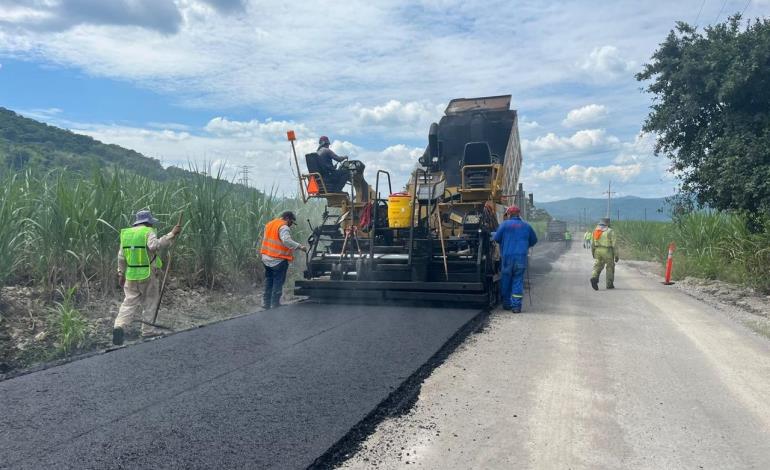 Por concluir camino que va a Tambaca