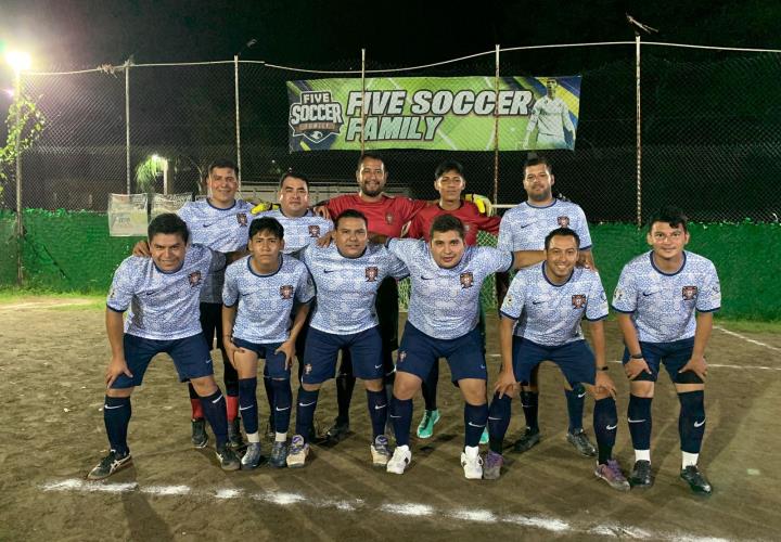 Rey de Gloria Bicampeón futbol de iglesias cristianas