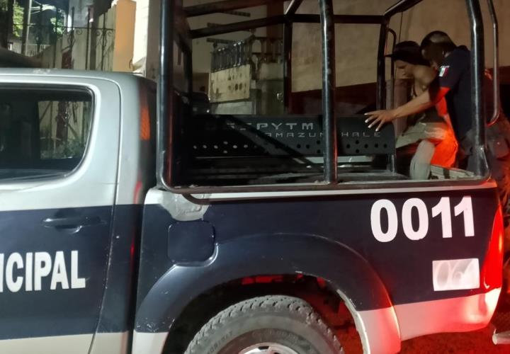 Agresivo sujeto fue arrestado por la Policía en la Nezahualcóyotl