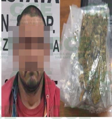 Capturaron a tipo con marihuana
