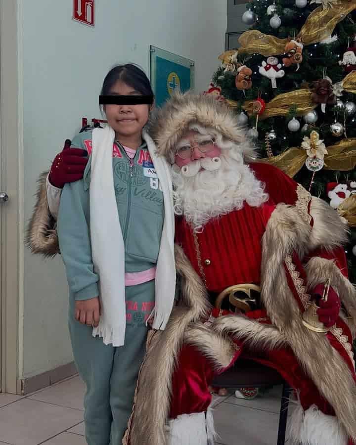 Niños con cáncer recibieron a "Santa"