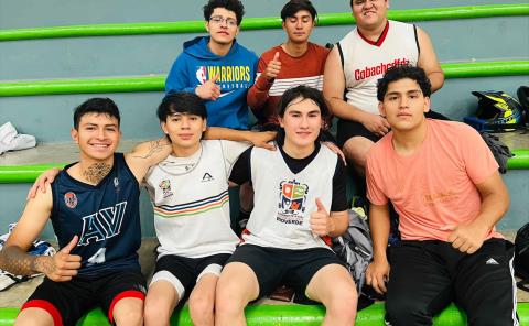 Imparable Tolines Jr. en el básquet 
