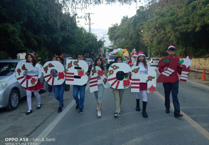 Organizó COBACH 21 Festival Navideño 2024; alcaldesa estuvo presente