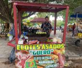 Paisanos prefieren el elote de Rioverde