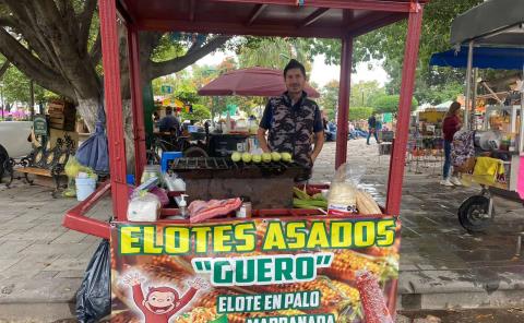 Paisanos prefieren el elote de Rioverde
