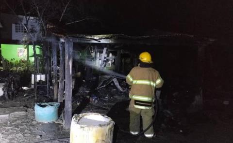 Casa arrasada por un incendio            
