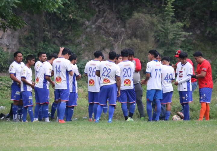 Huasteca FC batalló ante aguerrido club La Morelos