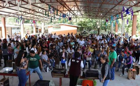 Área de Ecología realizó taller de huertos familiares 
