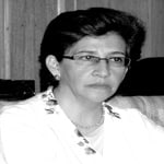 Ma. Engracia Méndez S... Lejos. 