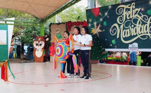 UN ÉXITO RESULTÓ EL PRIMER CONCURSO DE PIÑATAS NAVIDEÑAS EN TAMAZUNCHALE