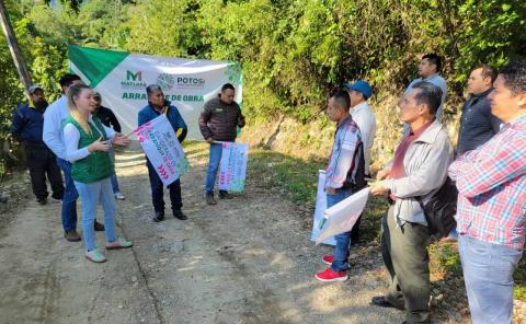 INICIA ING. MARICHUY DOS OBRAS MÁS EN MATLAPA