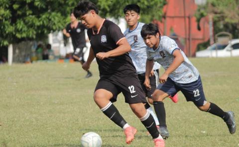 La Academia Municipal doblegó 3 a 0 a Huexco
