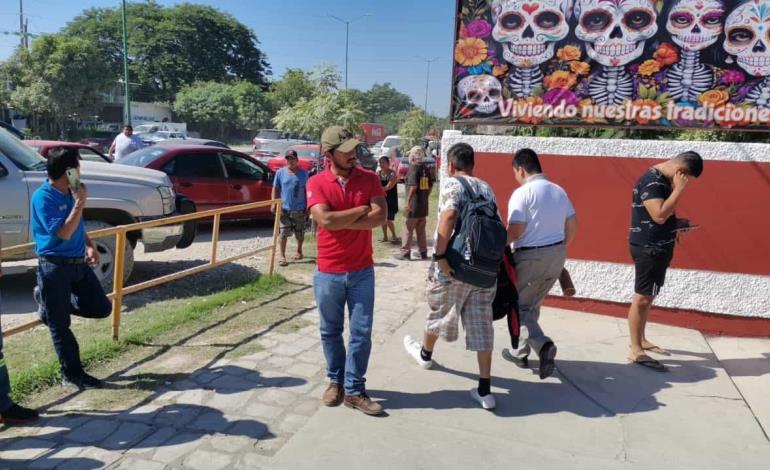 Hombre armado causa  "pánico" en secundaria