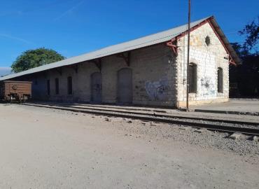 Invaden vándalos  estación del tren